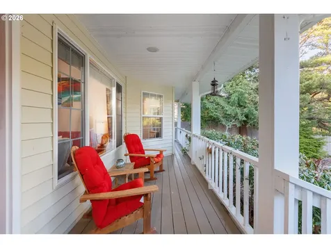 2340 S Crestline Drive Waldport OR 97394