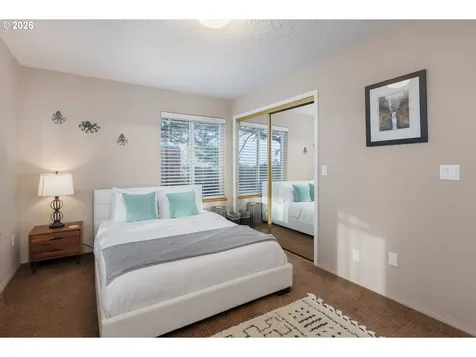 2340 S Crestline Drive Waldport OR 97394