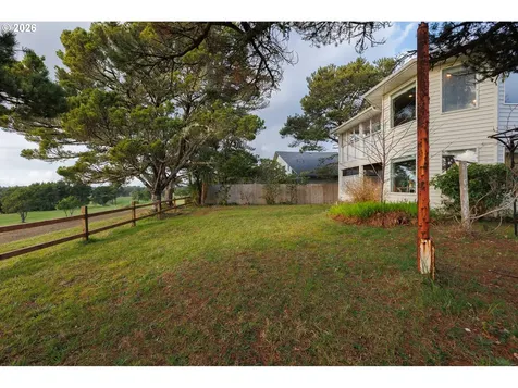 2340 S Crestline Drive Waldport OR 97394