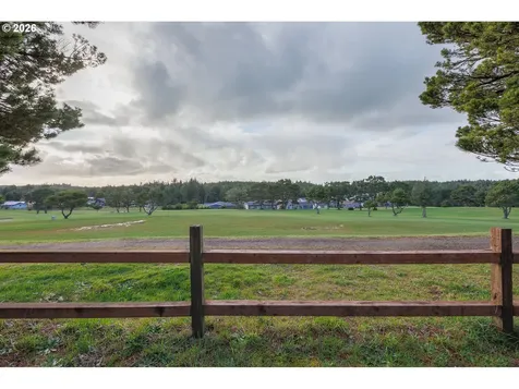 2340 S Crestline Drive Waldport OR 97394