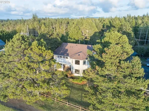 2340 S Crestline Drive Waldport OR 97394