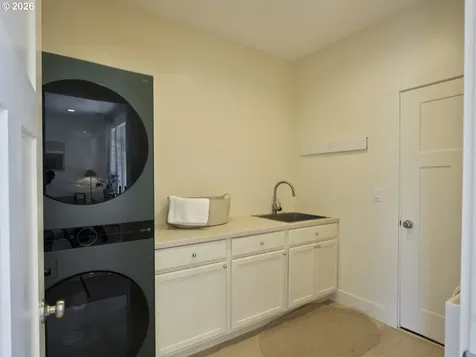 560 Park Road Winlock WA 98596