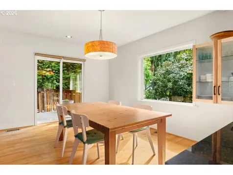 6610 SW Canyon Lane Portland OR 97225