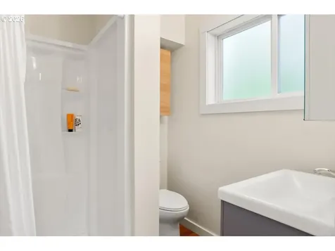 6610 SW Canyon Lane Portland OR 97225