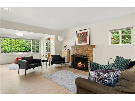 6610 SW Canyon Lane Portland OR 97225