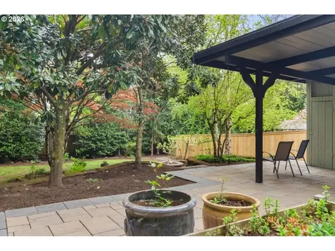 6610 SW Canyon Lane Portland OR 97225
