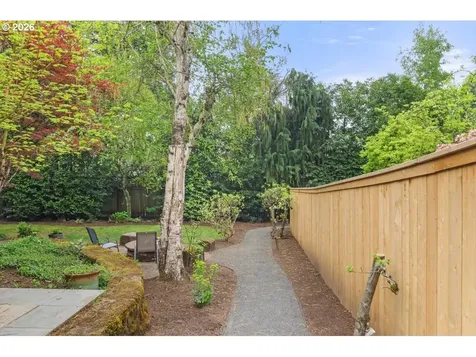 6610 SW Canyon Lane Portland OR 97225