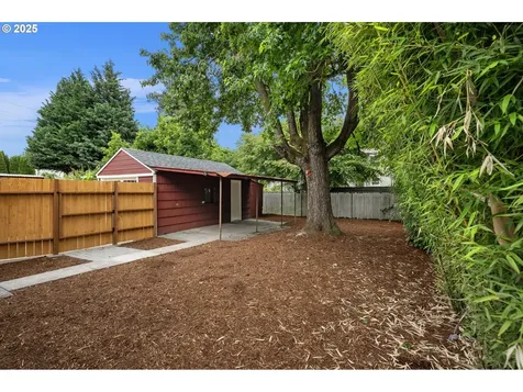 205 NE Stanton Street Portland OR 97212