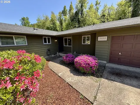 38684 Natures Garden Street Springfield OR 97478