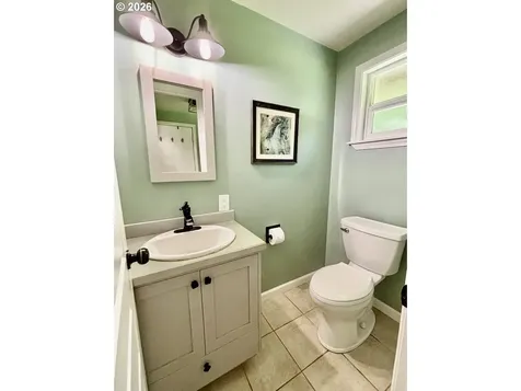 38684 Natures Garden Street Springfield OR 97478