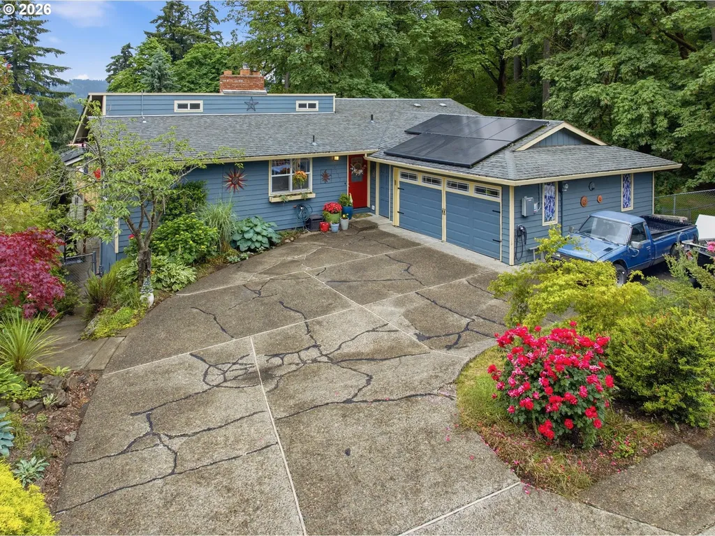 6717 Oakridge Drive Gladstone OR 97027