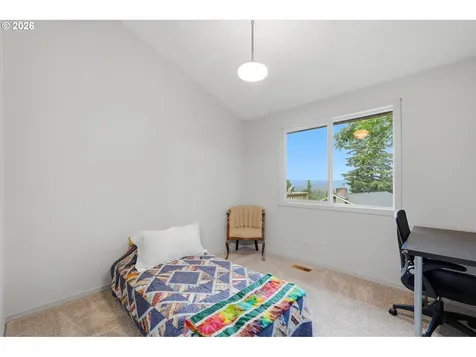 6717 Oakridge Drive Gladstone OR 97027