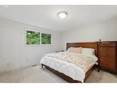6717 Oakridge Drive Gladstone OR 97027
