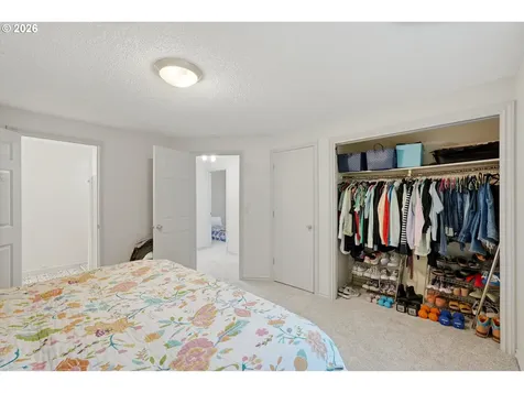 6717 Oakridge Drive Gladstone OR 97027