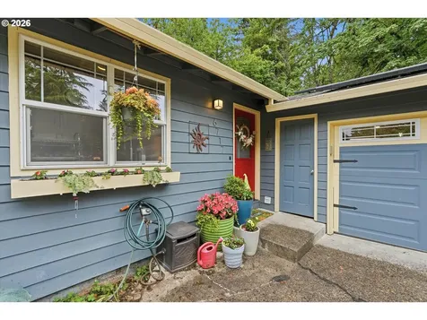6717 Oakridge Drive Gladstone OR 97027