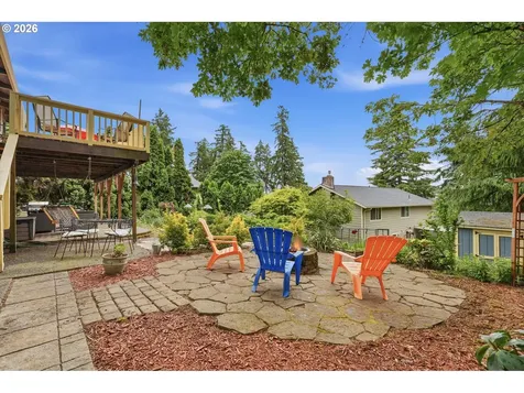 6717 Oakridge Drive Gladstone OR 97027