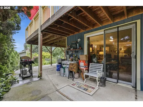 6717 Oakridge Drive Gladstone OR 97027