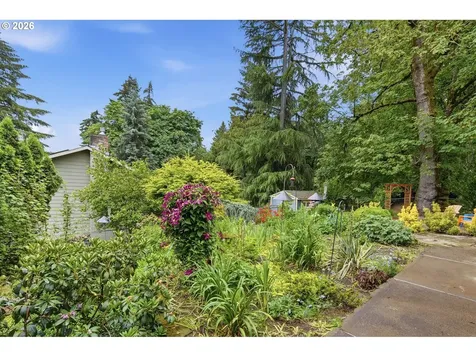 6717 Oakridge Drive Gladstone OR 97027