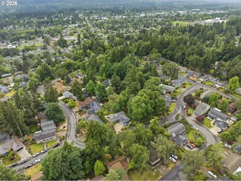 6717 Oakridge Drive Gladstone OR 97027