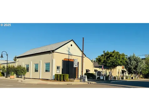 258 N Kutch Street Carlton OR 97111