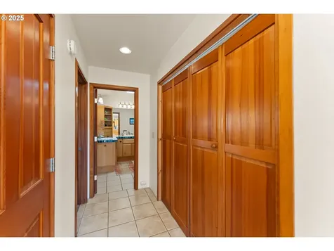 325 Beals Creek Road Canyonville OR 97417