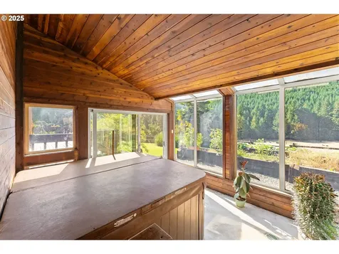 325 Beals Creek Road Canyonville OR 97417