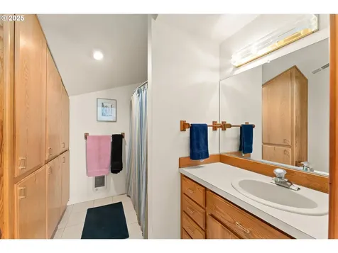 325 Beals Creek Road Canyonville OR 97417