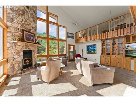 325 Beals Creek Road Canyonville OR 97417