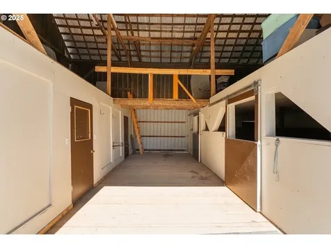 325 Beals Creek Road Canyonville OR 97417