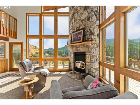 325 Beals Creek Road Canyonville OR 97417