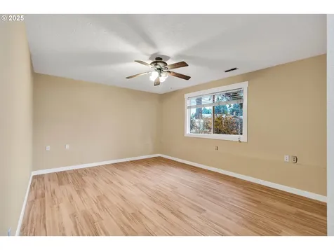 814 NE 196th Avenue Portland OR 97230