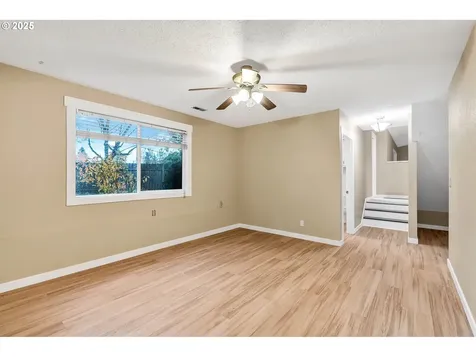 814 NE 196th Avenue Portland OR 97230
