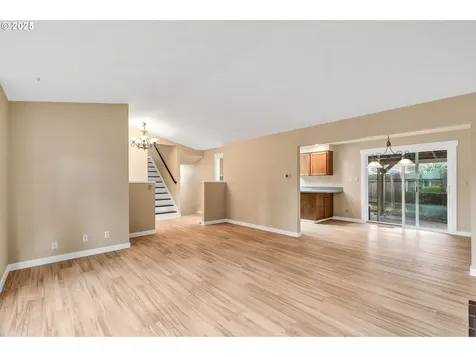 814 NE 196th Avenue Portland OR 97230