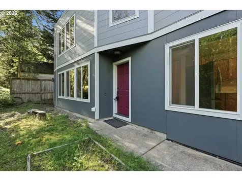 11015 SW 41st Avenue Portland OR 97219