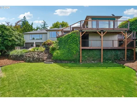 411 SE 65th Avenue Portland OR 97215