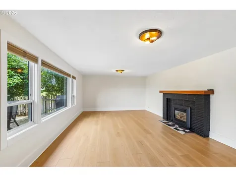 411 SE 65th Avenue Portland OR 97215
