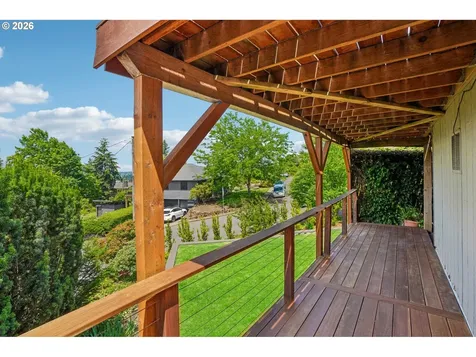 411 SE 65th Avenue Portland OR 97215