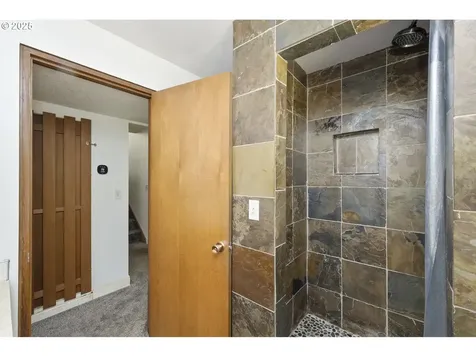 9135 SW 36th Avenue Portland OR 97219