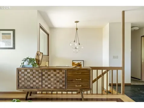 9135 SW 36th Avenue Portland OR 97219