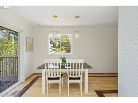 9135 SW 36th Avenue Portland OR 97219