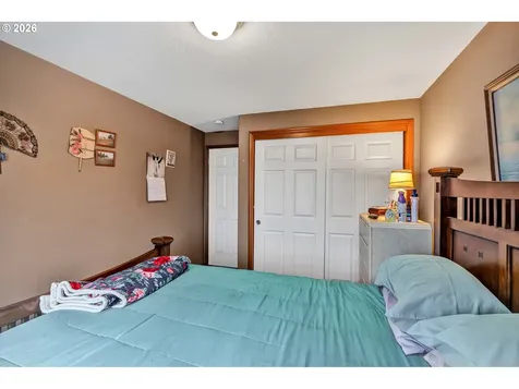 10021 NE 121st Court Vancouver WA 98682