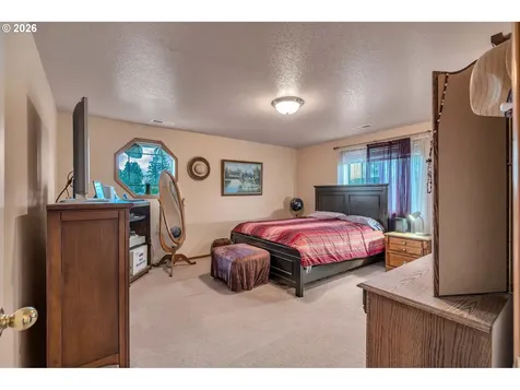 10021 NE 121st Court Vancouver WA 98682