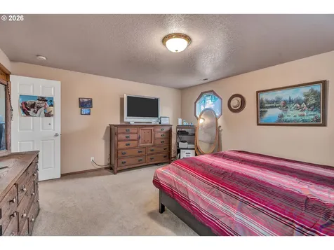 10021 NE 121st Court Vancouver WA 98682