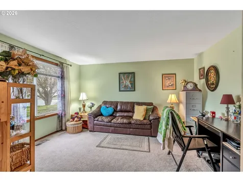 10021 NE 121st Court Vancouver WA 98682