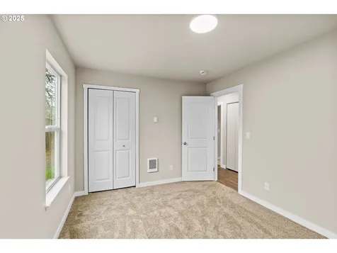 3520 Elmira Road Eugene OR 97402