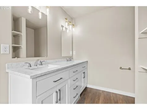 3520 Elmira Road Eugene OR 97402
