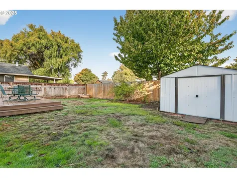 10941 Main Street NE Donald OR 97020