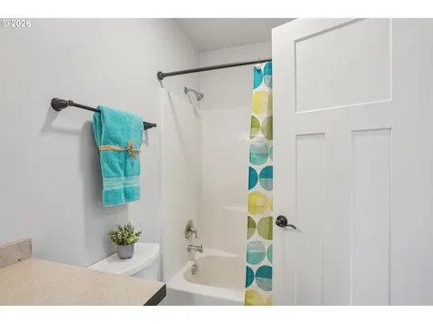 50 Hill Drive Cathlamet WA 98612