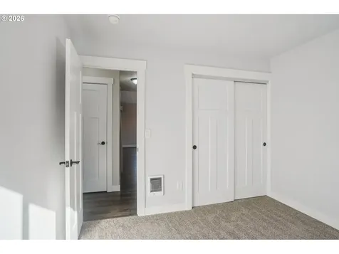 50 Hill Drive Cathlamet WA 98612