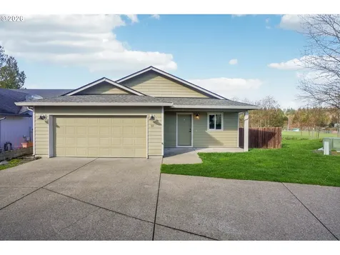50 Hill Drive Cathlamet WA 98612